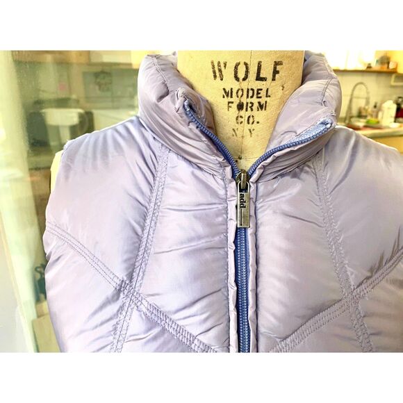 ADD Lavender Purple Goose Down Fitted Puffer Vest Side Slit Zipped Pockets SZ 2 - Picture 6 of 7